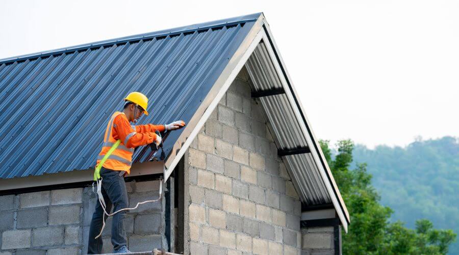 Professional Flat Roofing Installation in Westfir, OR